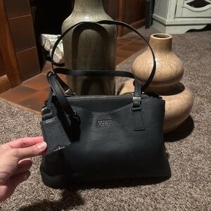 Guess Lyndi Girlfriend Purse